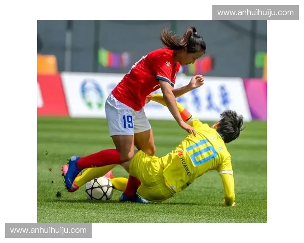 女乙足球联赛推动女性足球发展新机遇，打造更加公平多元的竞技平台